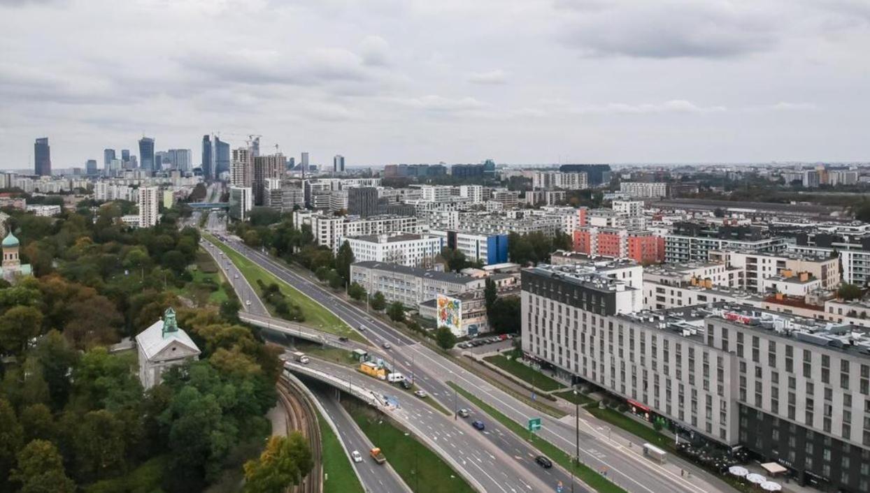 Apartament W Warszawie Dedykowany Parking Podziemny W Cenie, Wifi, Blisko Centrum New Apartment In Warsaw Finished To A High Specification Fitted Out To A High Standard On The 7Th Floor, Wifi, Underground Parking Price Included Exteriör bild