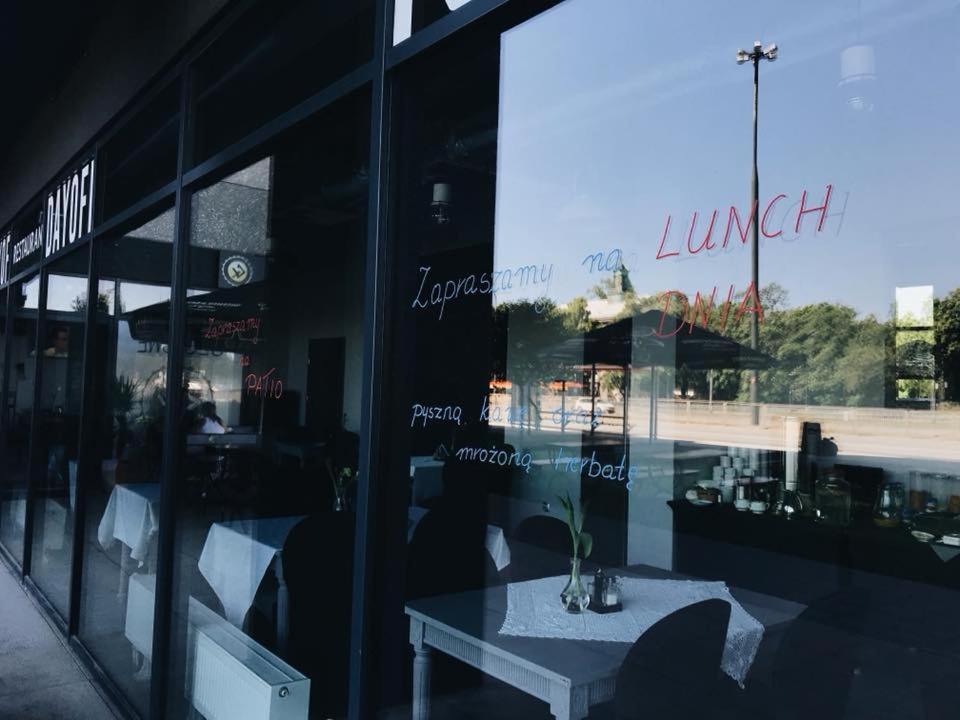 Apartament W Warszawie Dedykowany Parking Podziemny W Cenie, Wifi, Blisko Centrum New Apartment In Warsaw Finished To A High Specification Fitted Out To A High Standard On The 7Th Floor, Wifi, Underground Parking Price Included Exteriör bild